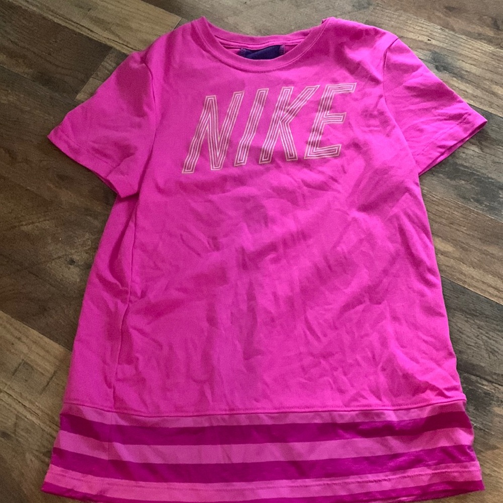 Nike shirt brand new never worn